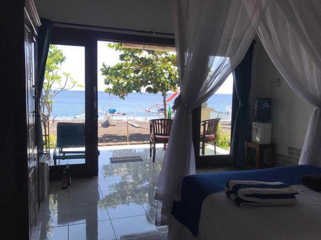 Tambun Sari Beach Homestay Amed  Exterior photo